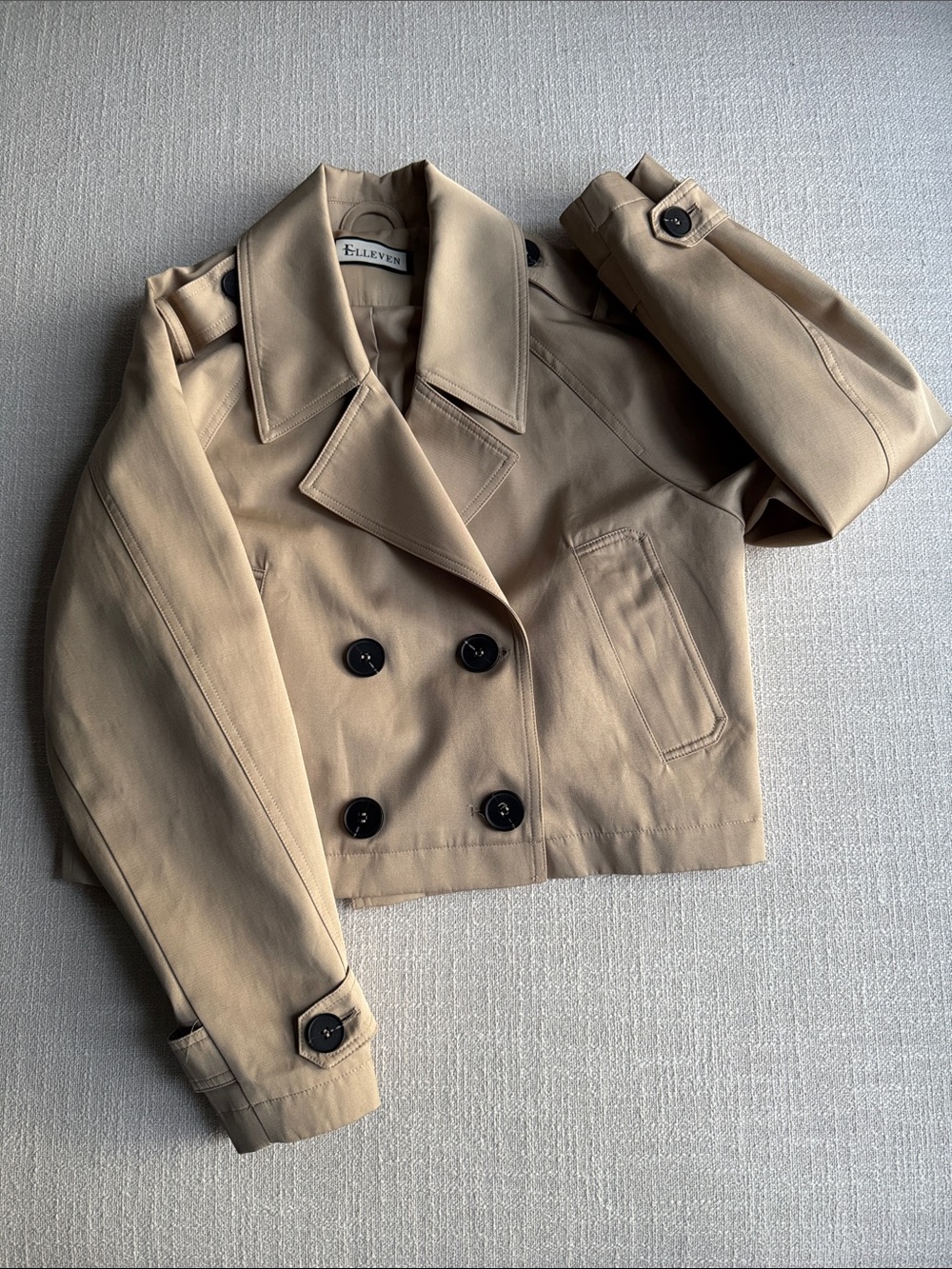 Cropped Classic Beige Trench-Style Jacket Cropped XS Sleeve Details 50% Cotton